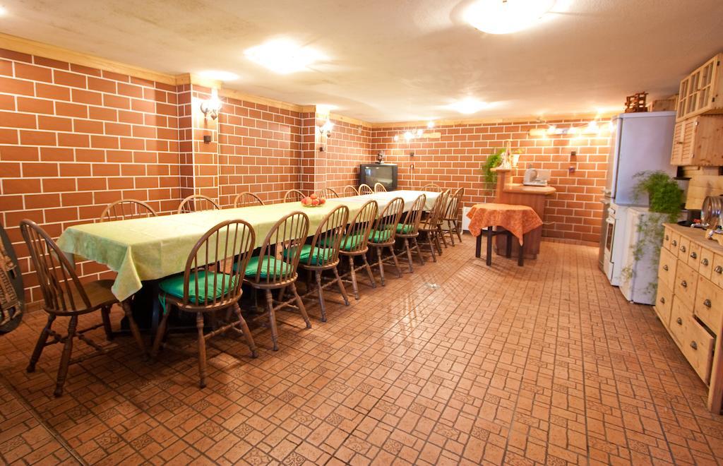 Guest House Pikapolonca マリボル エクステリア 写真