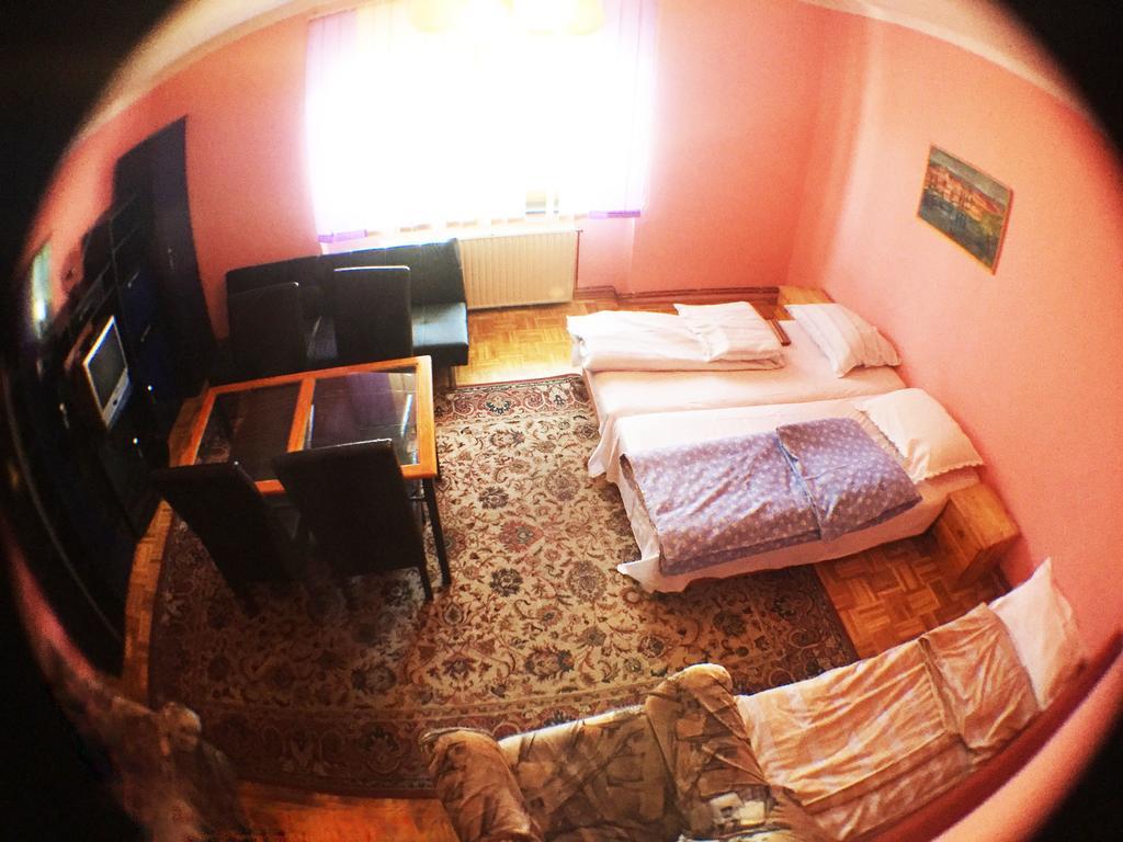 Guest House Pikapolonca マリボル エクステリア 写真